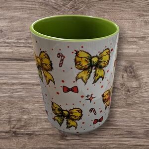 Festive Bow and Candy Cane Mug - Green Interior